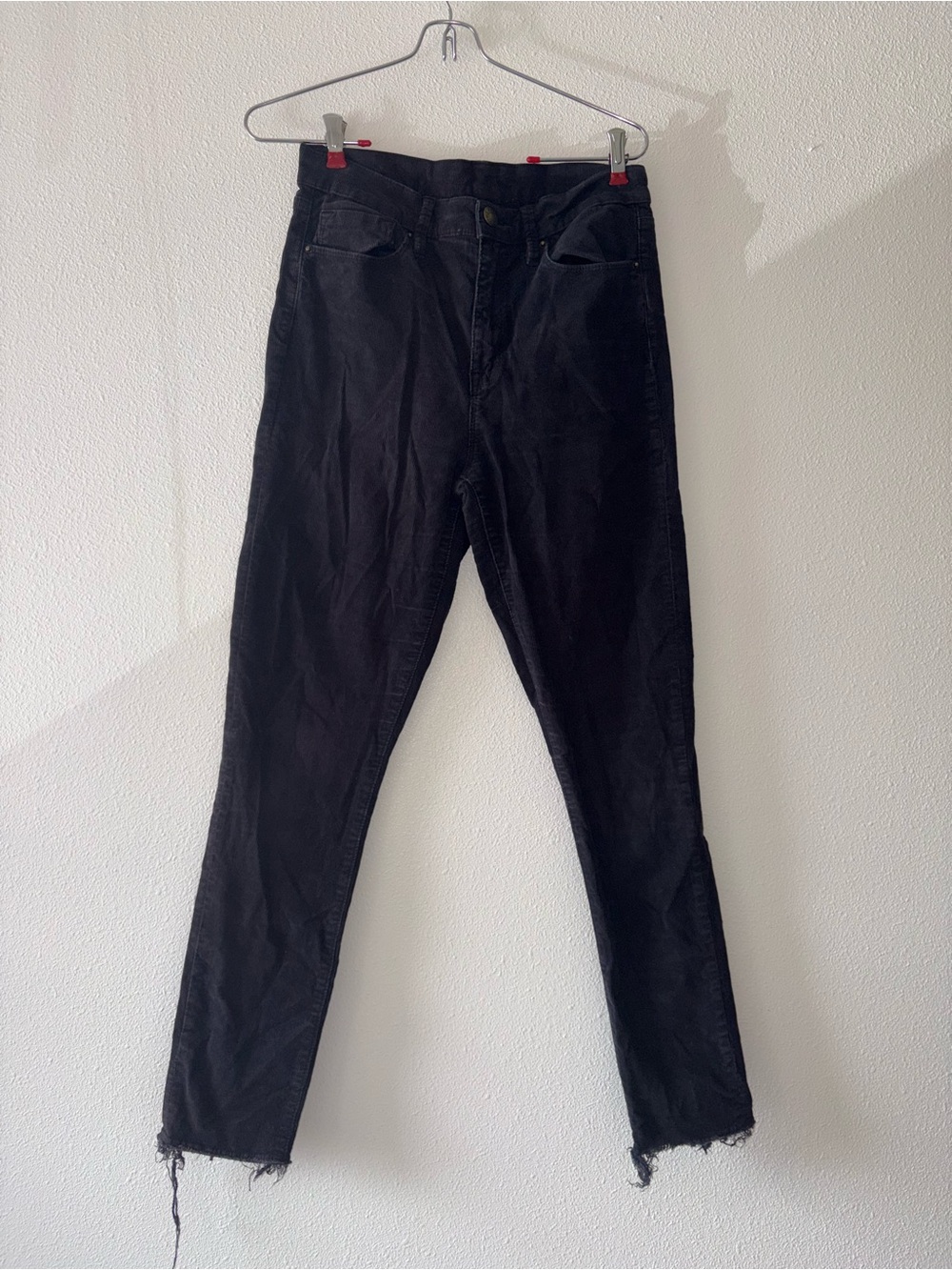 BDG Black Corduroy high rise tapered jeans Sz 27